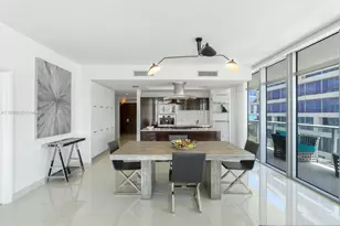 3737 Collins Ave, Miami Beach, FL 33140 - Photo 29