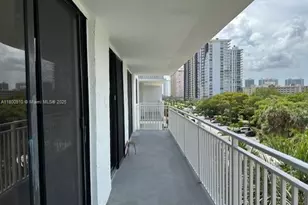 210 174th St, Sunny Isles Beach, FL 33160 - Photo 49