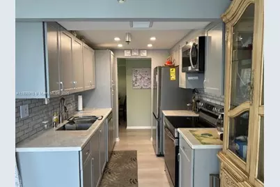 210 174th St #517, Sunny Isles Beach, FL 33160 - Photo 17