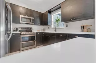 1371 NW 198th St, Miami Gardens, FL 33169 - Photo 7