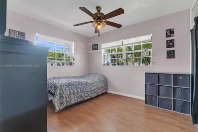1371 NW 198th St, Miami Gardens, FL 33169 - Photo 17