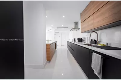 5600 Collins Ave #14K, Miami Beach, FL 33140 - Photo 5
