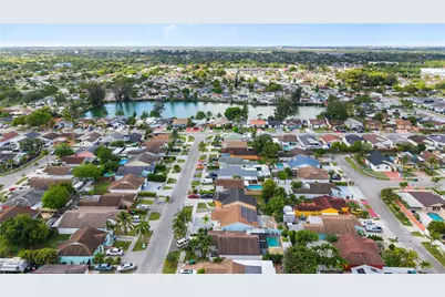 19276 SW 123rd Ave, Miami, FL 33177 - Photo 27