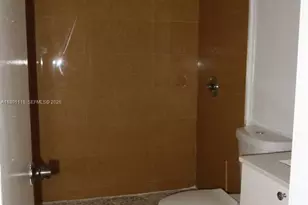 8098 NW 99th Terrace, Hialeah Gardens, FL 33016 - Photo 23