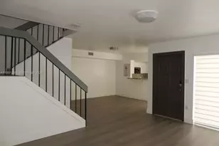 8098 NW 99th Terrace, Hialeah Gardens, FL 33016 - Photo 9