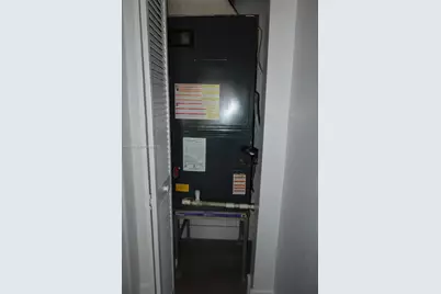 8098 NW 99th Ter, Hialeah Gardens, FL 33016 - Photo 37