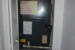 8098 NW 99th Terrace, Hialeah Gardens, FL 33016 - Photo 37