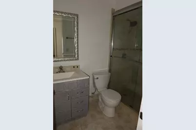 8098 NW 99th Ter, Hialeah Gardens, FL 33016 - Photo 35