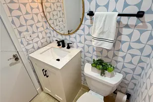 16518 NE 26th Ave, North Miami Beach, FL 33160 - Photo 23