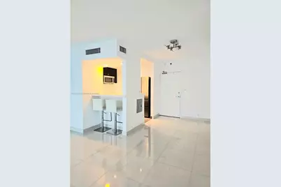 1000 West Ave #715, Miami Beach, FL 33139 - Photo 5