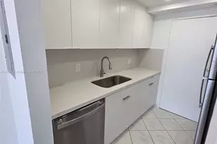 2350 NE 135th St, North Miami, FL 33181 - Photo 17