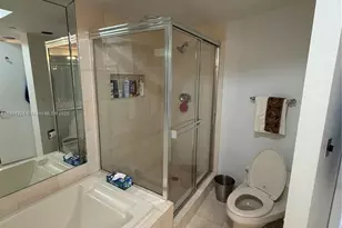 1000 Island Blvd, Aventura, FL 33160 - Photo 13