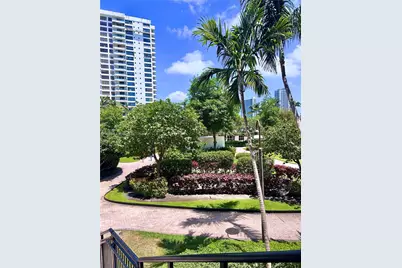 600 Three Islands Blvd #905, Hallandale Beach, FL 33009 - Photo 19