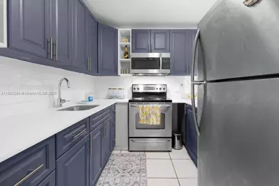 325 NW 72nd Ave #308, Miami, FL 33126 - Photo 1