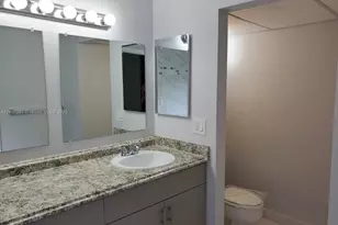 637 Executive Center Dr, West Palm Beach, FL 33401 - Photo 11