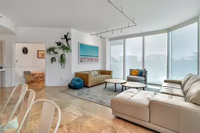 300 S Pointe Dr #403, Miami Beach, FL 33139 - Photo 7