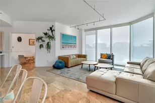 300 South Pointe Dr, Miami Beach, FL 33139 - Photo 7