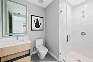 851 NE 1st Ave, Miami, FL 33132 - Photo 43