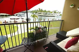 301 Golden Isles Dr, Hallandale Beach, FL 33009 - Photo 15