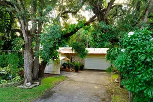 2850 Natoma St, Coconut Grove, FL 33133 - Photo 9