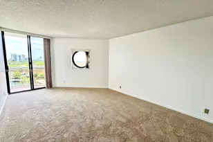 3610 Yacht Club Dr, Aventura, FL 33180 - Photo 13