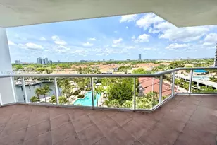3610 Yacht Club Dr, Aventura, FL 33180 - Photo 29