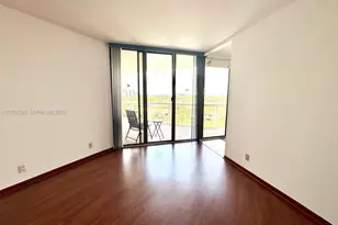 3610 Yacht Club Dr, Aventura, FL 33180 - Photo 27