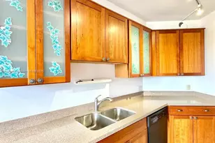 3610 Yacht Club Dr, Aventura, FL 33180 - Photo 23