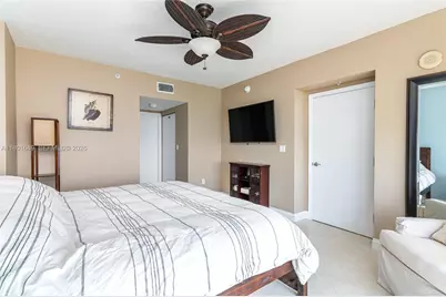 16699 Collins Ave #3401, Sunny Isles Beach, FL 33160 - Photo 13