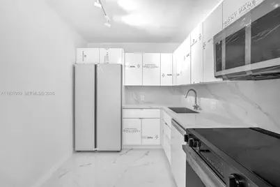 20335 W Country Club Dr #1108, Aventura, FL 33180 - Photo 9