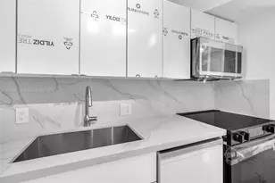 20335 W Country Club Dr, Aventura, FL 33180 - Photo 7