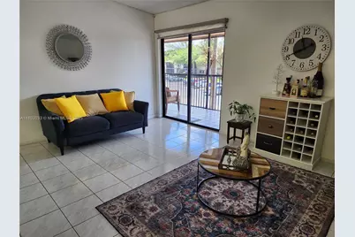 10747 W Clairmont Cir #204, Tamarac, FL 33321 - Photo 7