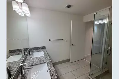 5350 NW 84th Ave #1207, Doral, FL 33166 - Photo 7