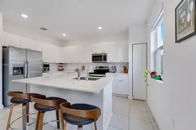 12767 NW 23rd Pl, Miami, FL 33167 - Photo 7