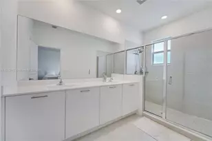 12767 NW 23rd Pl, Miami, FL 33167 - Photo 11