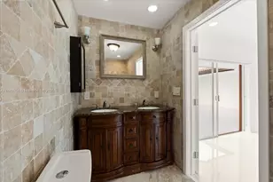 1910 NW 36th St, Oakland Park, FL 33309 - Photo 21