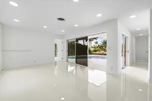 1910 NW 36th St, Oakland Park, FL 33309 - Photo 35