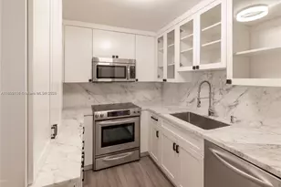 6061 Collins Ave, Miami Beach, FL 33140 - Photo 7