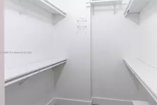 6061 Collins Ave, Miami Beach, FL 33140 - Photo 21