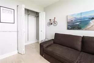 900 St Charles Pl, Pembroke Pines, FL 33026 - Photo 17