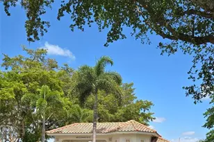 900 St Charles Pl, Pembroke Pines, FL 33026 - Photo 21