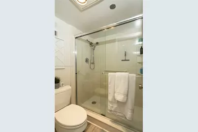 900 Saint Charles Pl #621, Pembroke Pines, FL 33026 - Photo 13