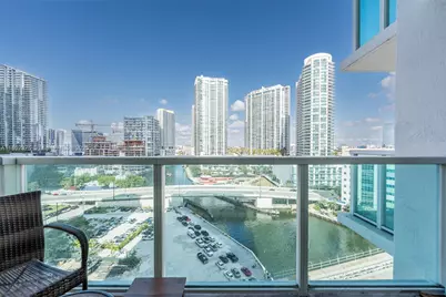 31 SE 5 St #1603, Miami, FL 33131 - Photo 37