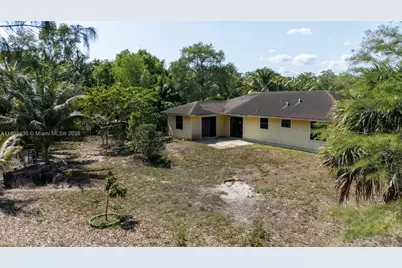 17254 N 32nd Ln N, Loxahatchee, FL 33470 - Photo 5