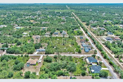 805 Lincoln Ave, Lehigh Acres, FL 33972 - Photo 21