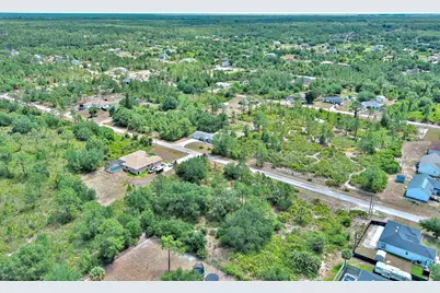 805 Lincoln Ave, Lehigh Acres, FL 33972 - Photo 23