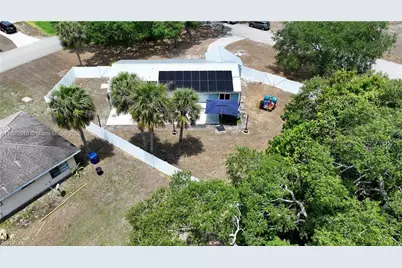 4002 Cascade Lane, Labelle, FL 33935 - Photo 23