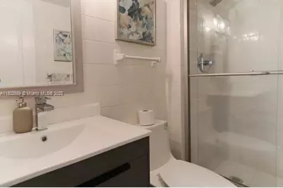 581 Blue Heron Dr #318-B, Hallandale Beach, FL 33009 - Photo 19