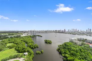 16385 Biscayne Blvd, North Miami Beach, FL 33160 - Photo 35