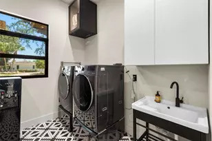 2060 NE 198, Miami, FL 33179 - Photo 39